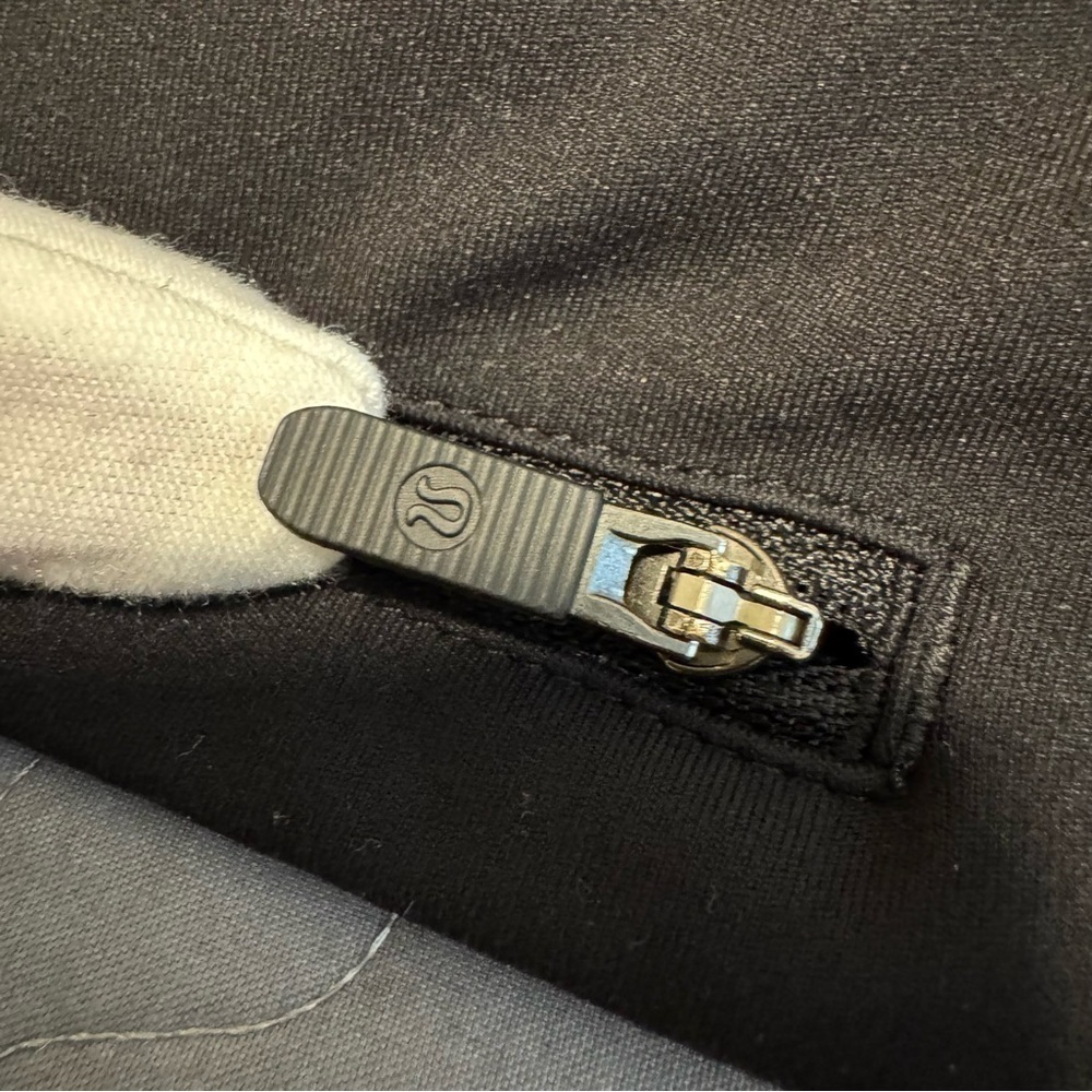 Lululemon Speed Up Tight 28” Brushed | Mid Rise | Gently Used CODE LW5BMUS - Picture 14 of 16
